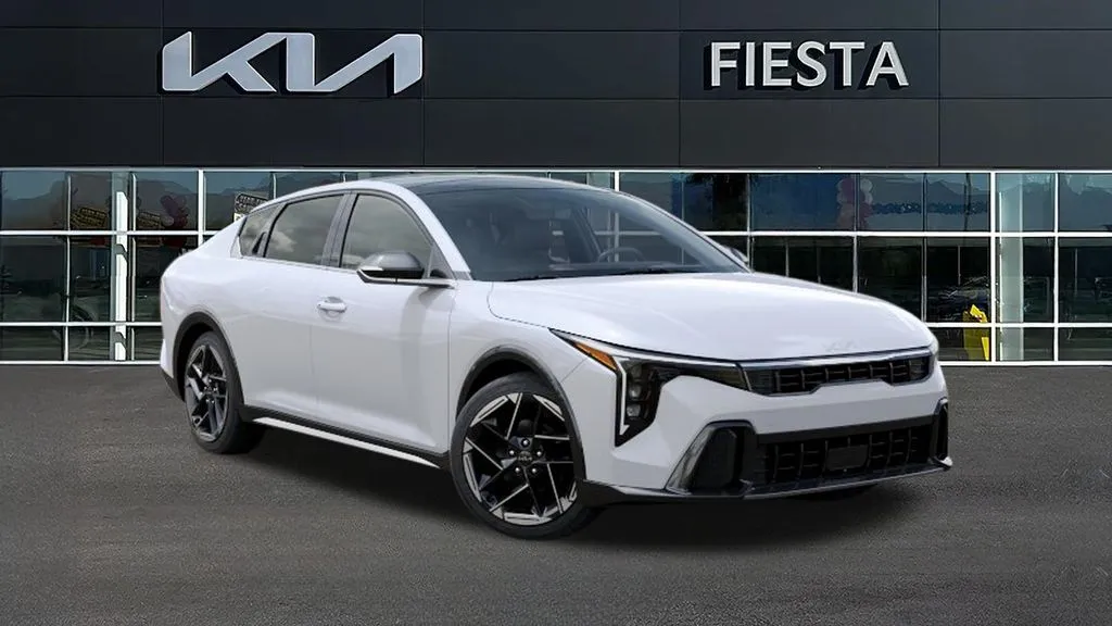 Kia K4 photo 9