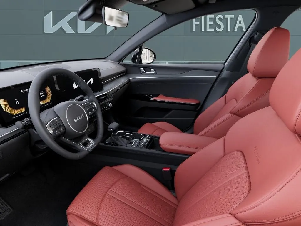 Kia K5 photo 19