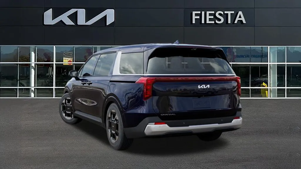 Kia Carnival photo 4