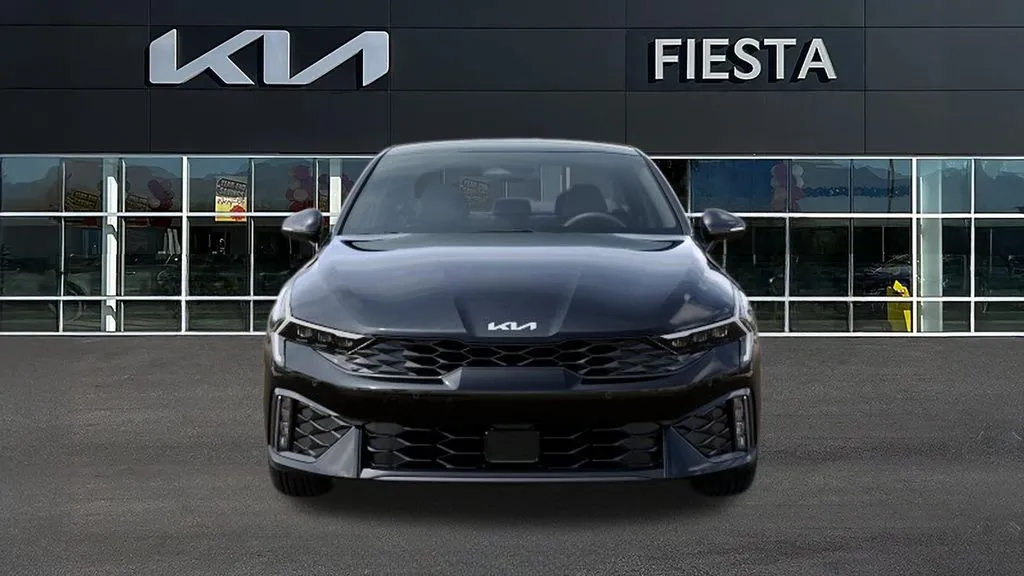 Kia K5 photo 2