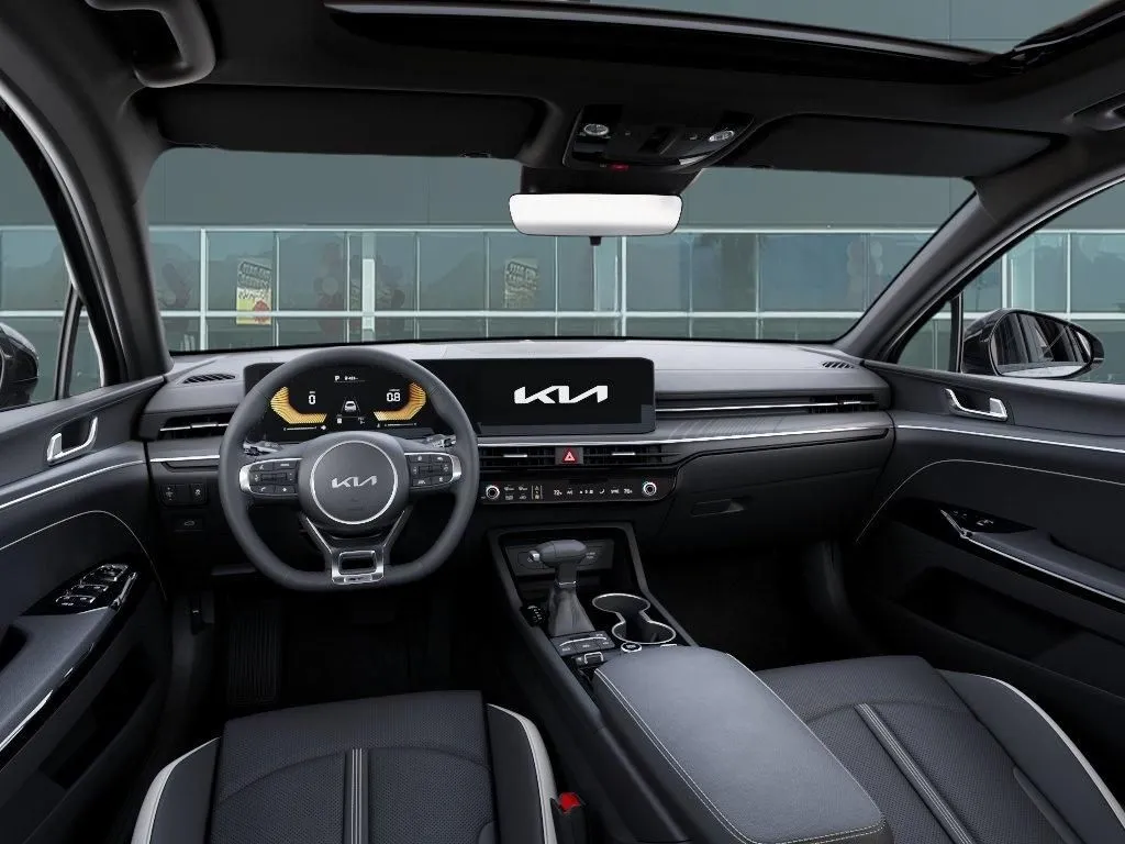 Kia K5 photo 16