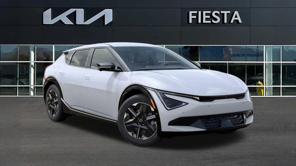 Kia EV6 photo 9