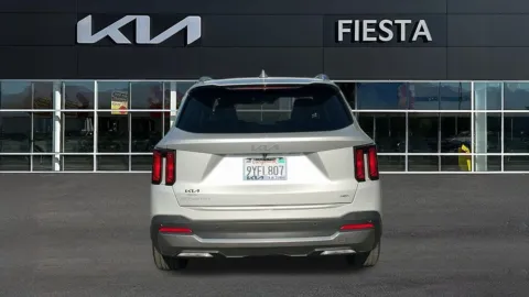 More photos of 2025 Kia Sorento Hybrid EX at Fiesta Kia, CA