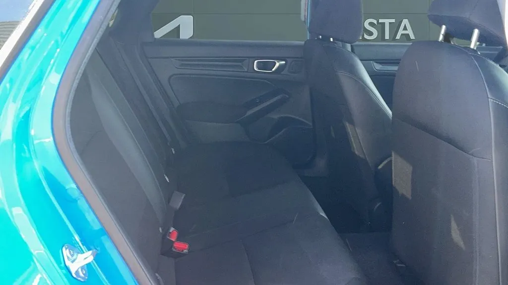 Honda Civic photo 18