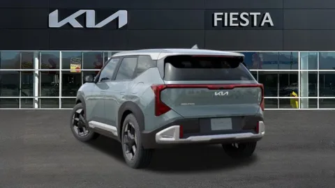 More photos of 2027 Kia Seltos S at Fiesta Kia, CA