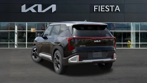 More photos of 2027 Kia Seltos EX at Fiesta Kia, CA