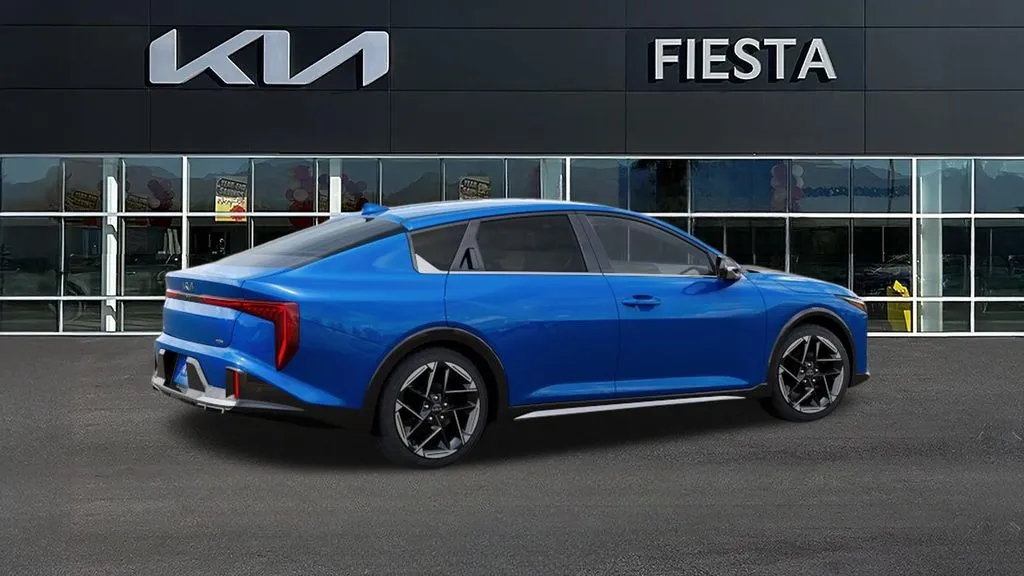 Kia K4 photo 6