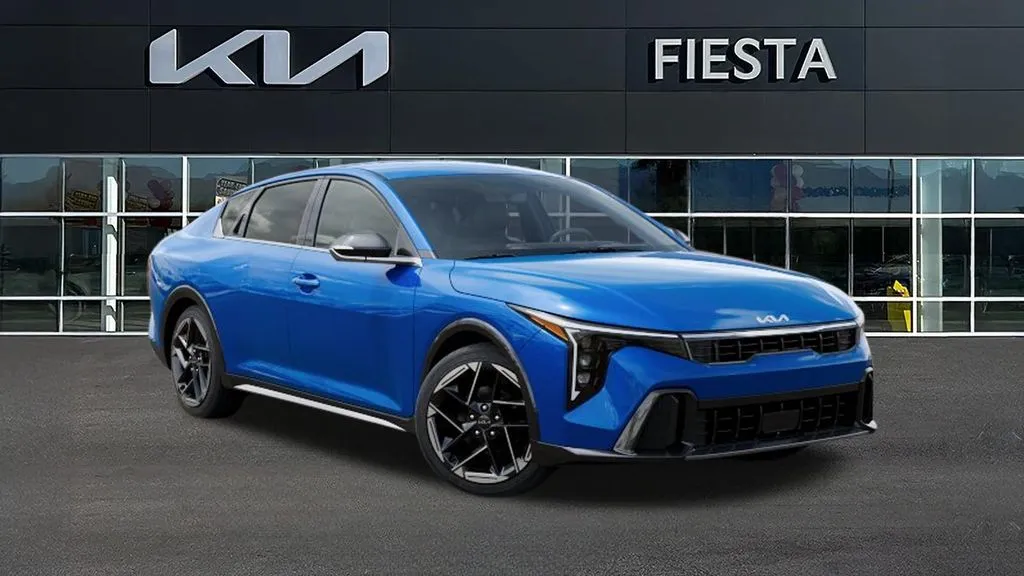 Kia K4 photo 9