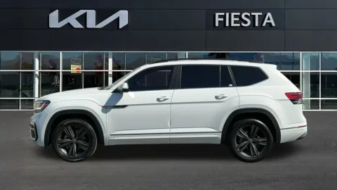 More photos of 2021 Volkswagen Atlas 3.6L V6 SE w/Technology R-Line at Fiesta Kia, CA