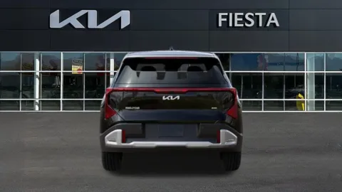 More photos of 2027 Kia Seltos LX at Fiesta Kia, CA