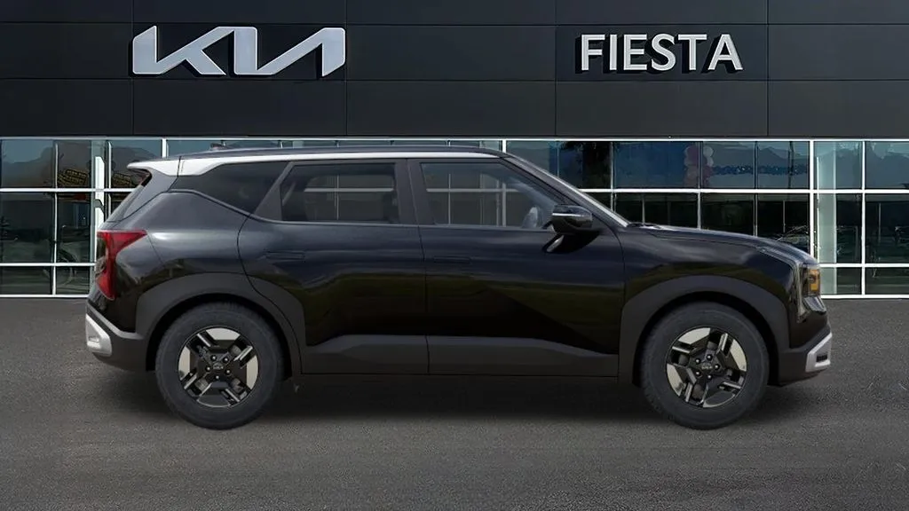 Kia Seltos photo 8