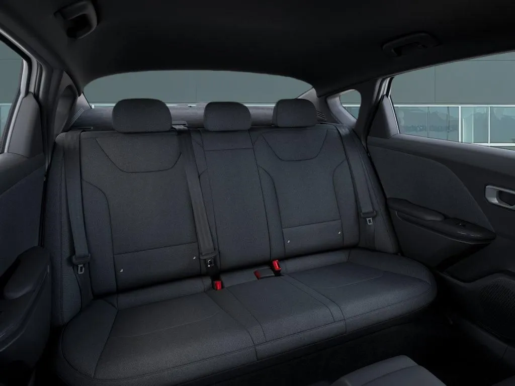 Kia K4 photo 18