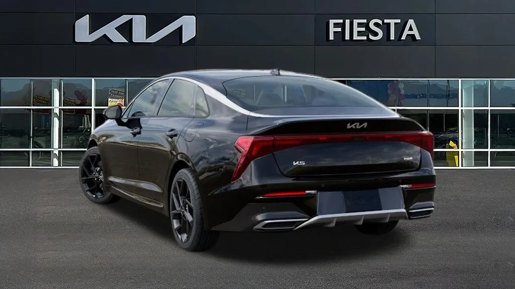Kia K5 photo 4