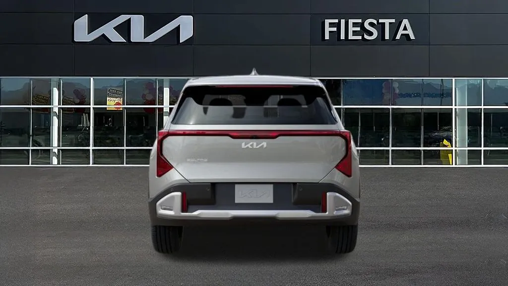 Kia Seltos photo 5