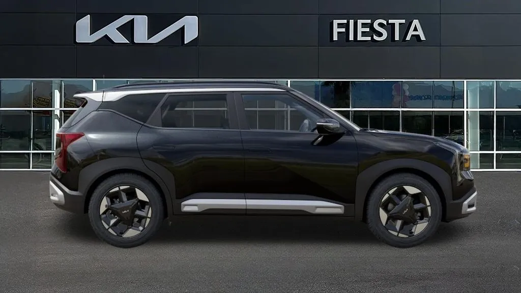 Kia Seltos photo 8