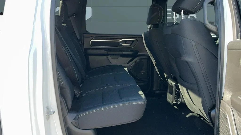 Ram 1500 photo 18