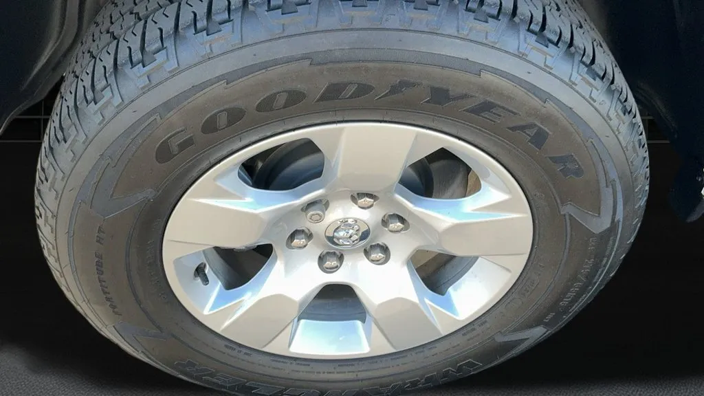 Ram 1500 photo 9