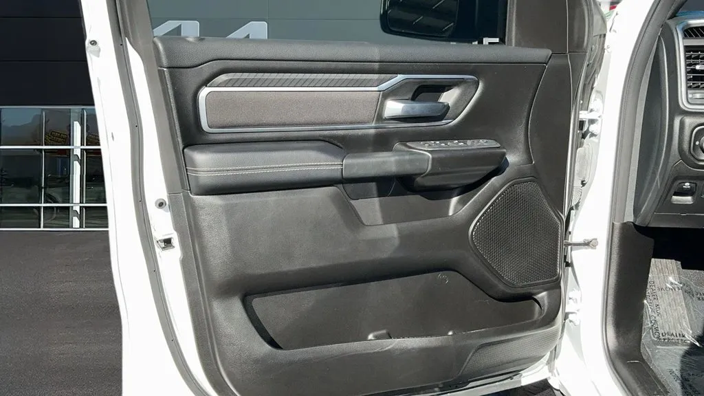 Ram 1500 photo 14