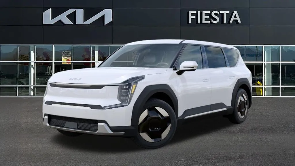 White 2026 Kia EV9 Light Long Range for sale in Indio, CA