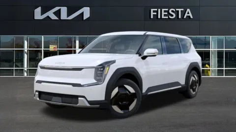 White 2026 Kia EV9 Light Long Range for sale in Indio, CA