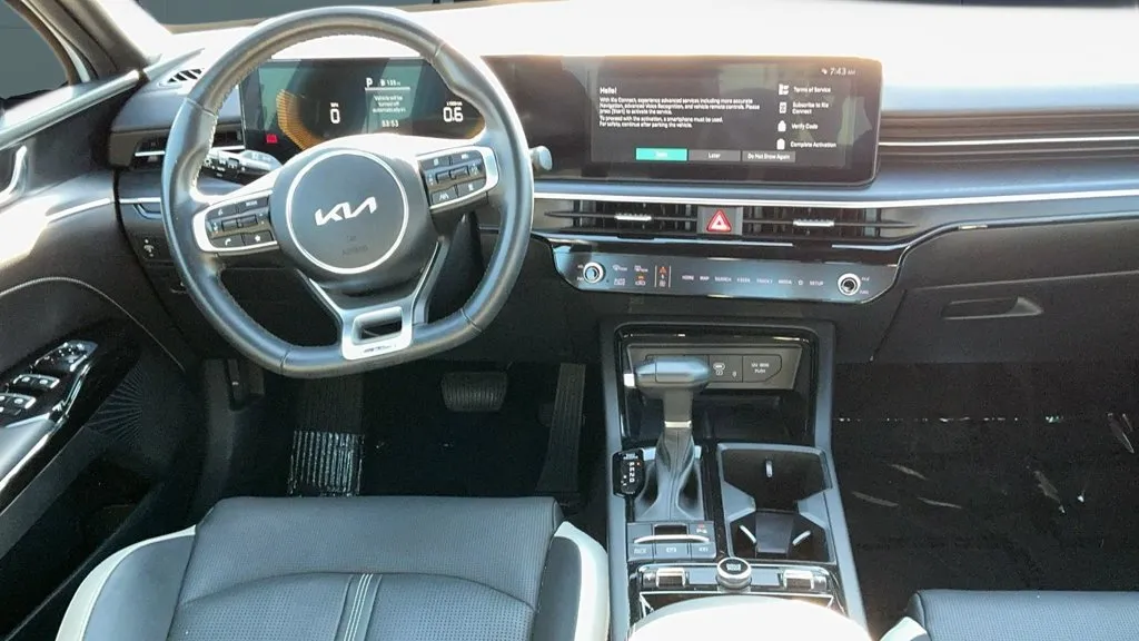 Kia K5 photo 23