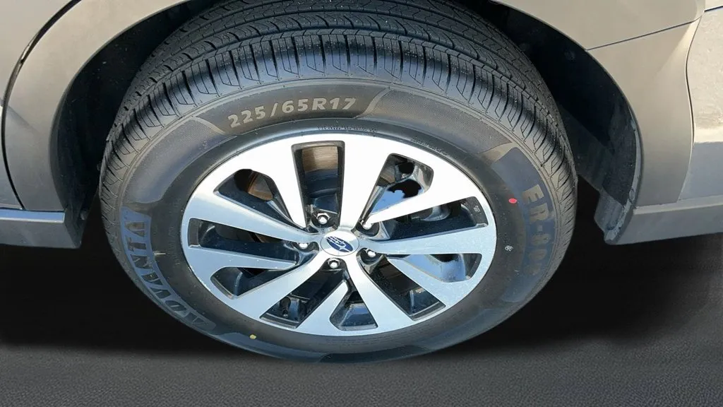 Subaru Outback photo 11