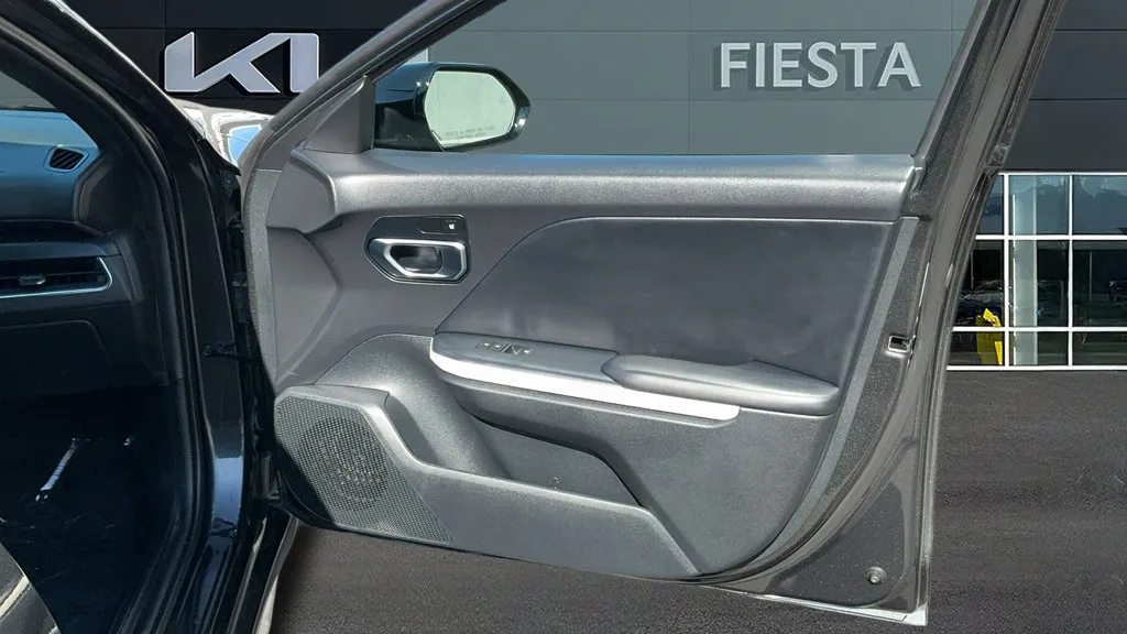 Kia K4 photo 21