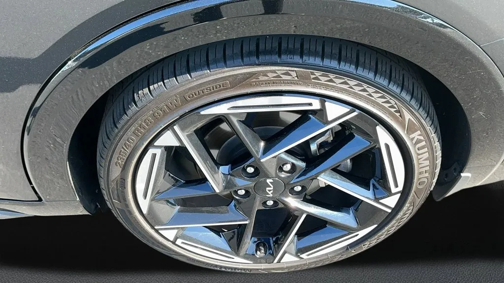 Kia K4 photo 11