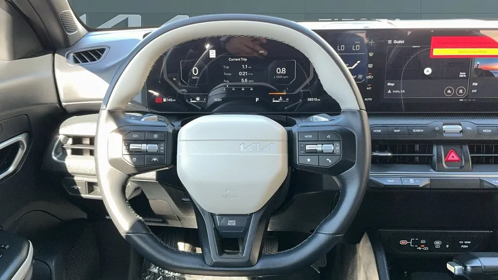 Kia K4 photo 23