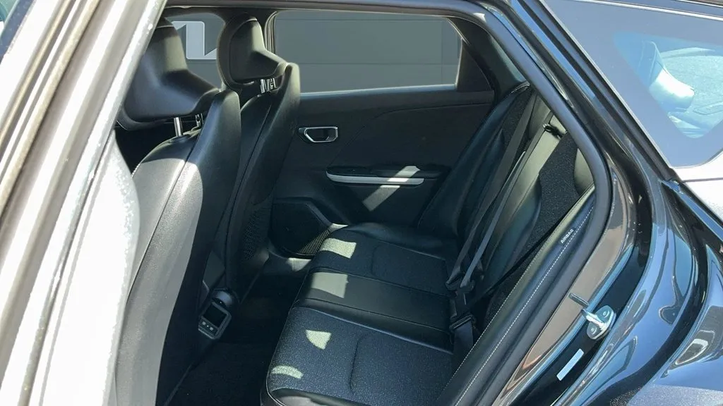 Kia K4 photo 15