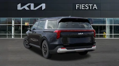 More photos of 2027 Kia Carnival LXS at Fiesta Kia, CA