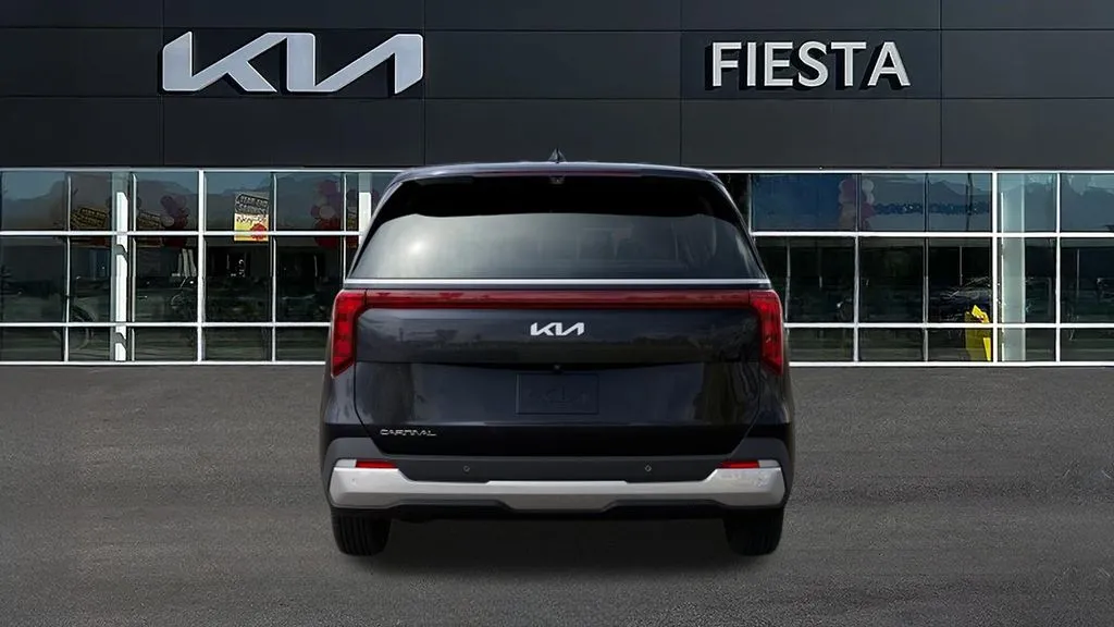 Kia Carnival photo 5