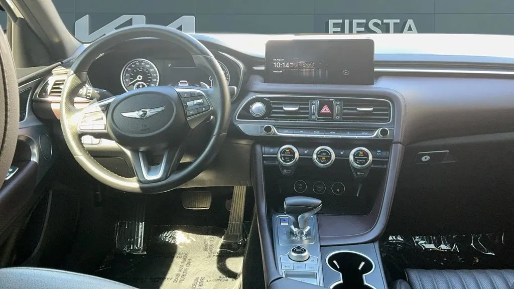 Genesis G70 photo 22