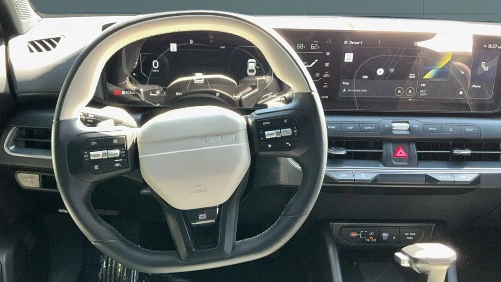 Kia K4 photo 24