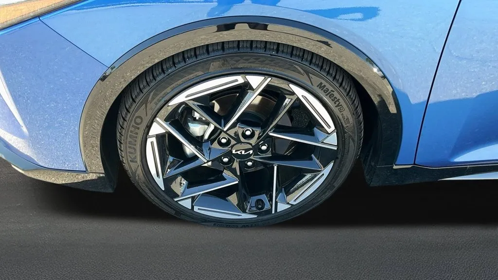 Kia K4 photo 12