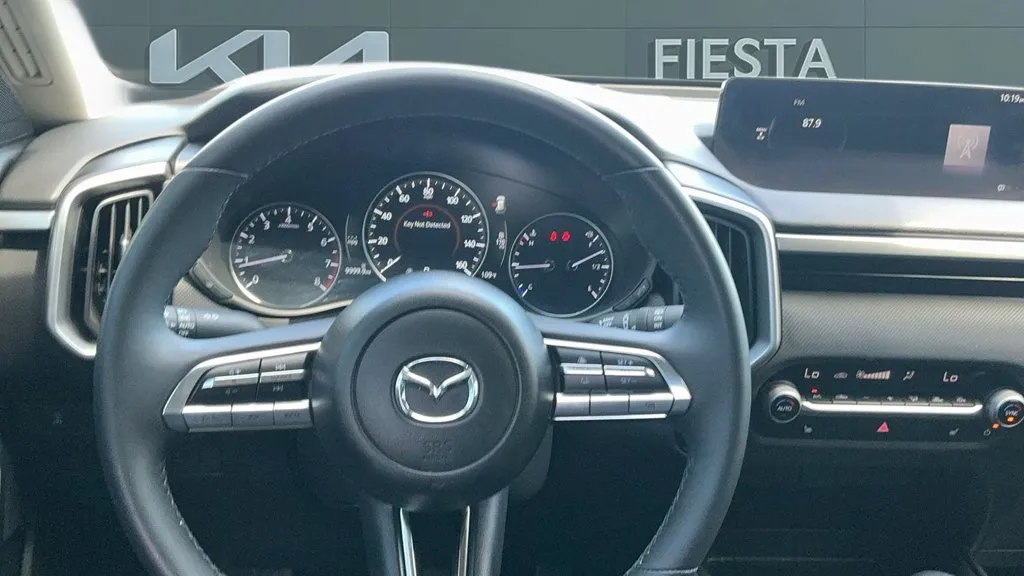 Mazda CX-50 photo 24