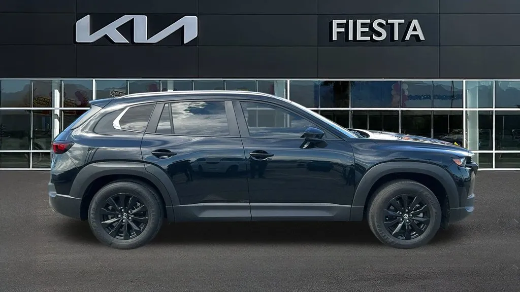 Mazda CX-50 photo 7