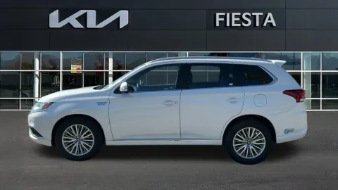 More photos of 2019 Mitsubishi Outlander PHEV SEL at Fiesta Kia, CA