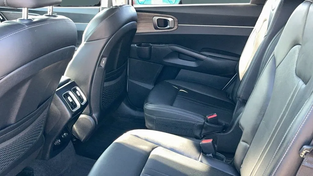 Kia Sorento photo 16