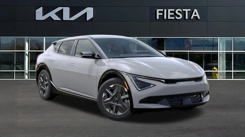 Kia EV6 photo 9