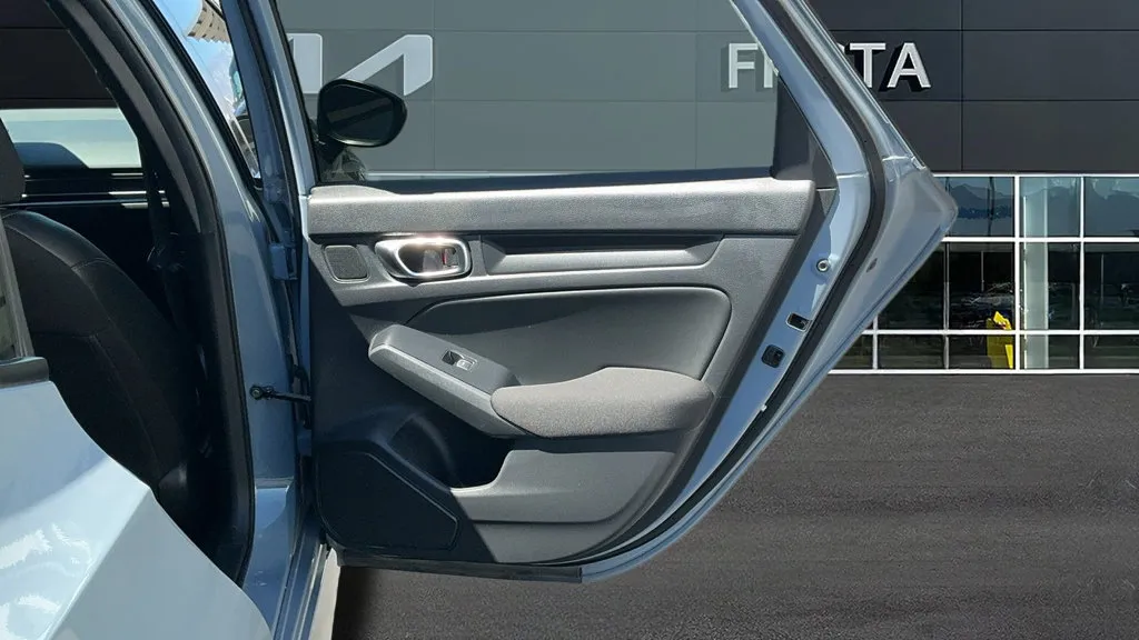 Honda Civic photo 19