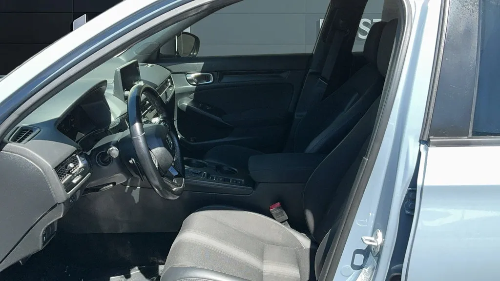 Honda Civic photo 13