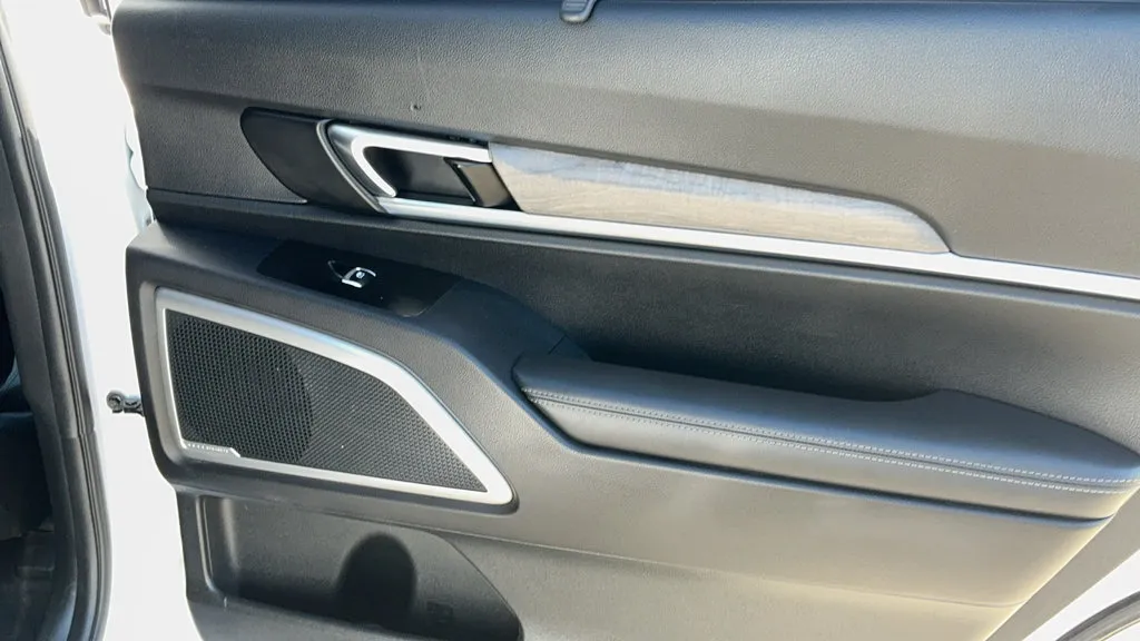 Kia Telluride photo 19