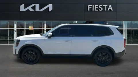 More photos of 2022 Kia Telluride EX at Fiesta Kia, CA