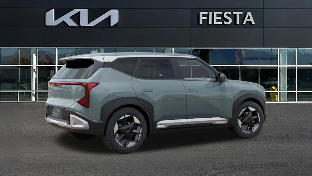 Kia Seltos photo 6