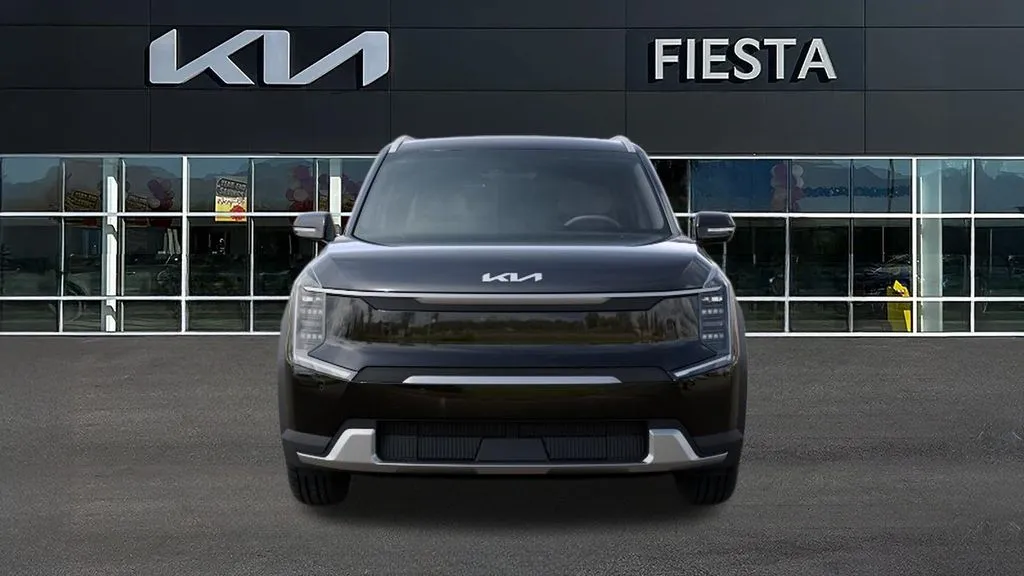 Kia EV9 photo 2