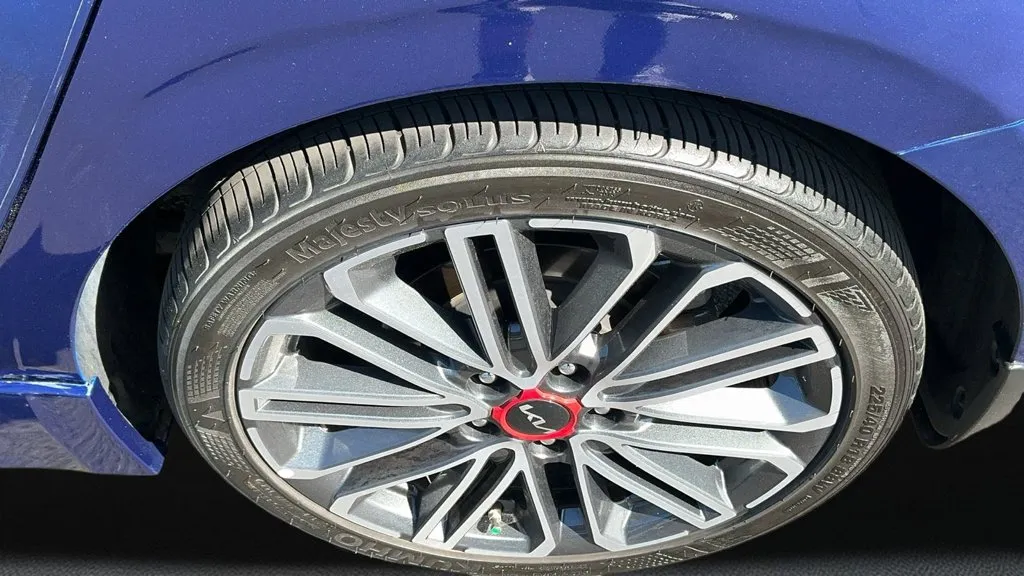 Kia Forte photo 11
