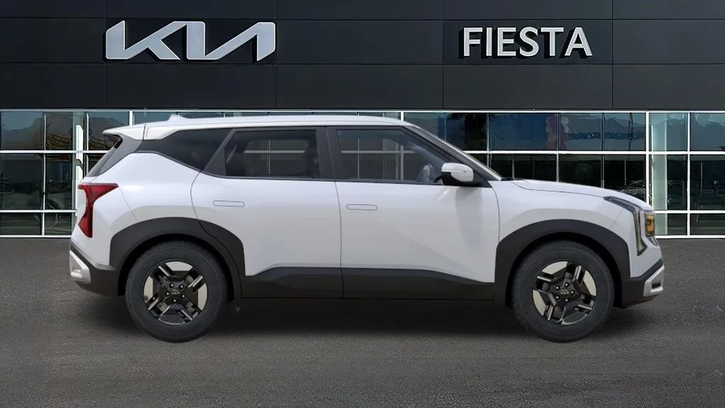 Kia Seltos photo 8