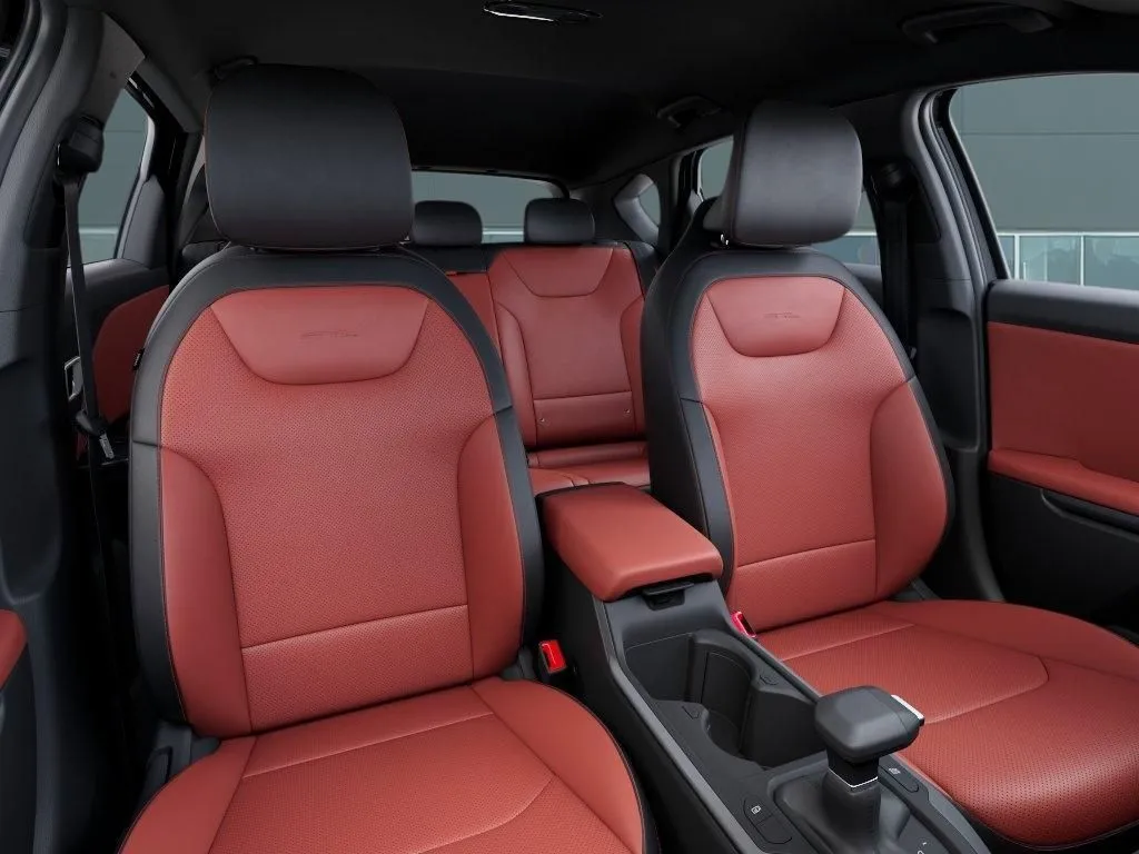 Kia K4 photo 17
