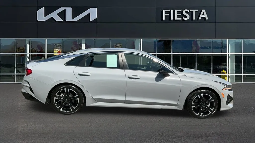Kia K5 photo 7